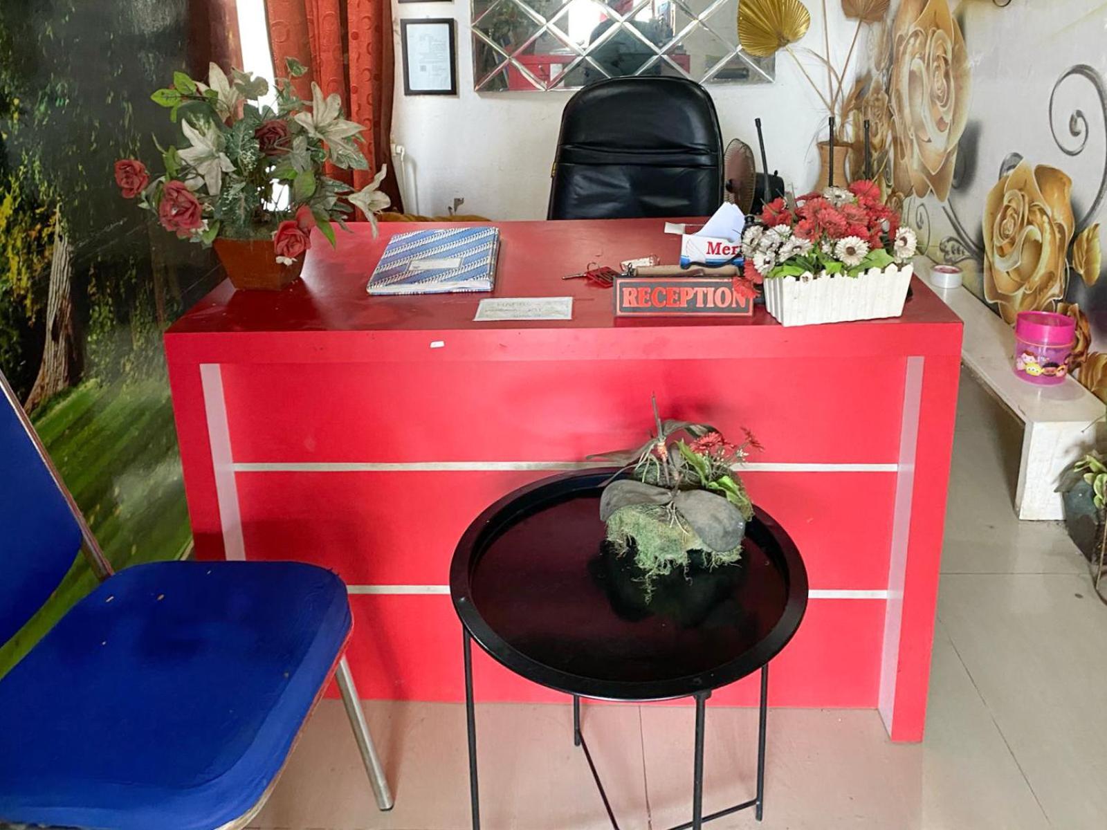 Reddoorz Near Pantai Idola Banyutowo Hotel D'Llala Pati Exterior foto
